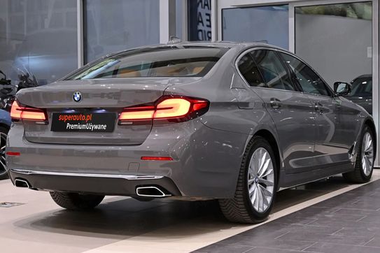 BMW Seria 5 540d xDrive mHEV Luxury Line aut