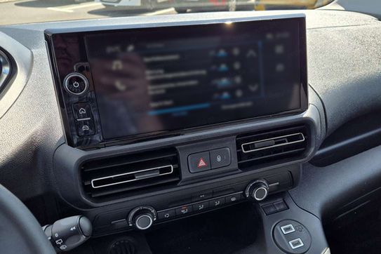 Peugeot Partner Van Long L2H1 EAT8
