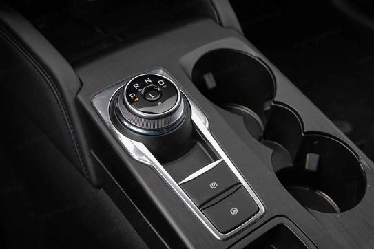 Ford Kuga Titanium FWD  1.5 EcoBoost