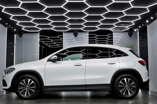 Mercedes GLA 200 Progressive