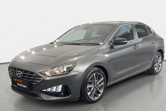 Hyundai i30 Fastback 1.5 T-GDI DCT
