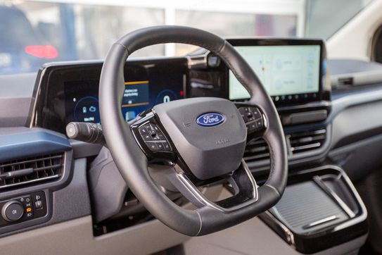 Ford Tourneo Custom L2 VA  Active