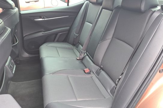 Toyota Camry 2.5 Hybrid Dynamic Force Comfort e-CVT