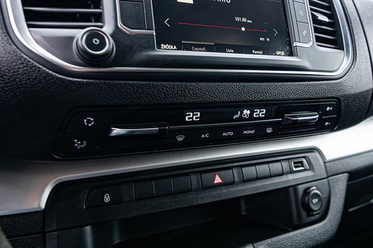 Opel Vivaro L2H1 Zabudowa Brygadowa