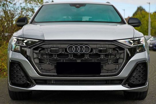 Audi Q8 TFSI e quattro