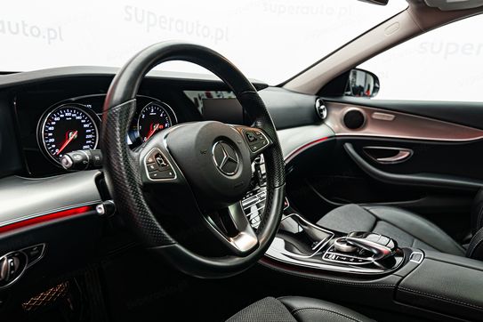 Mercedes Klasa E E 220 d 4-Matic Business Edition 9G-TRONIC