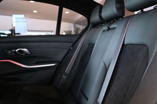 BMW Seria 3 330i xDrive M Sport