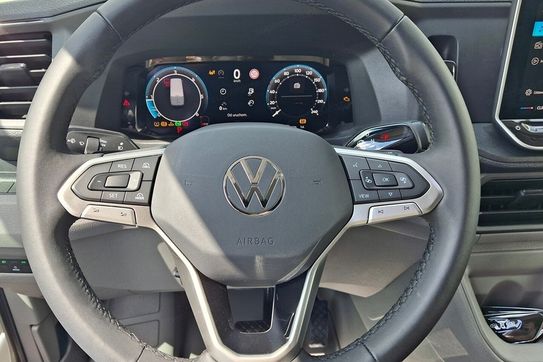 Volkswagen Crafter L4H3 AT8