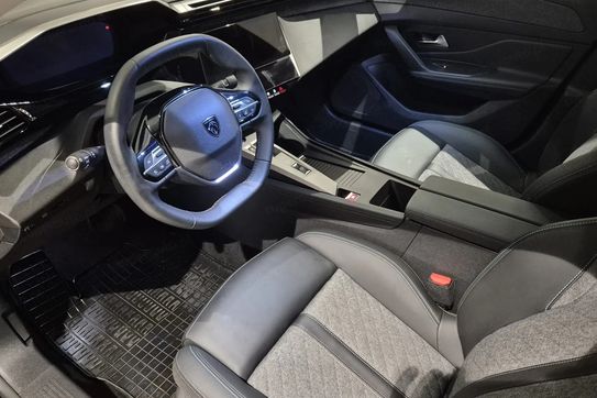 Peugeot 408 PureTech Allure S&S EAT8