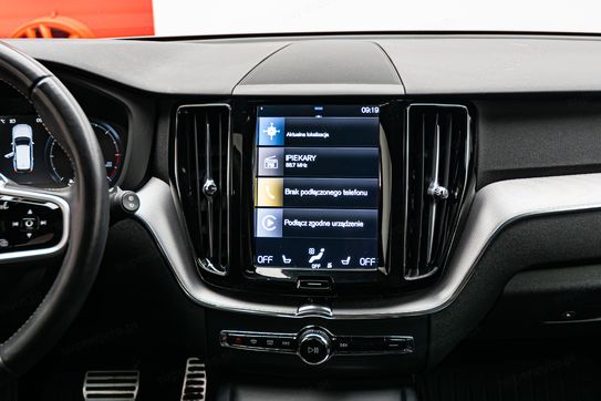 Volvo XC60 D AWD R-Design aut