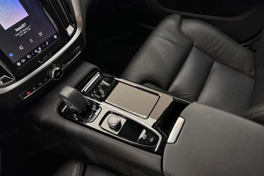 Volvo V60 T6 AWD Plug-In Hybrid Core aut