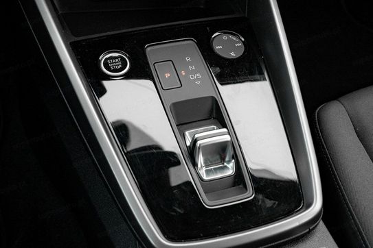 Audi A3 35 TFSI mHEV S tronic