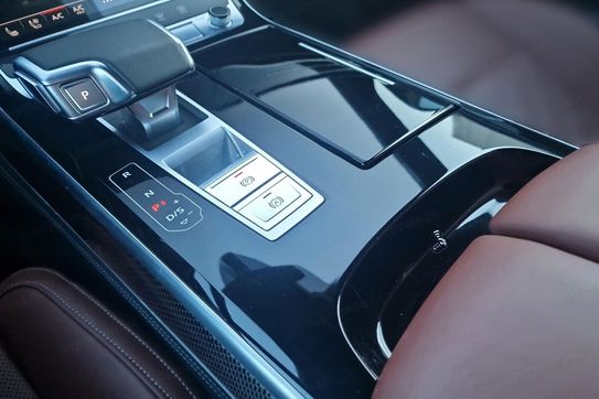 Audi A8 S8 TFSI mHEV quattro Tiptr.