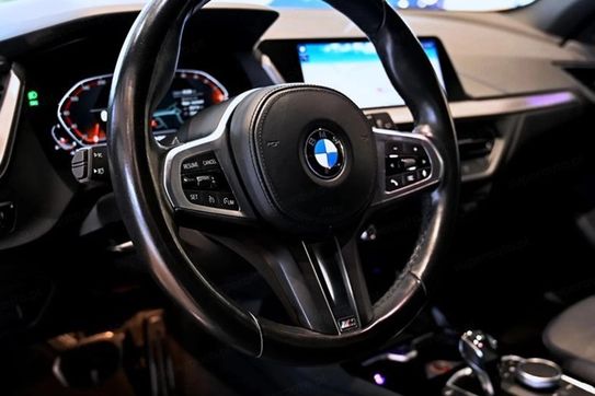 BMW Seria 1 118i M Sport