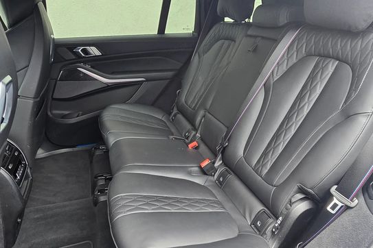 BMW X7 M60i xDrive