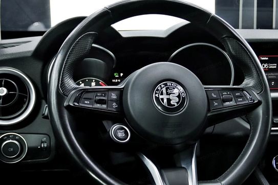 Alfa Romeo Stelvio 2.0 Turbo Sprint Q4 aut