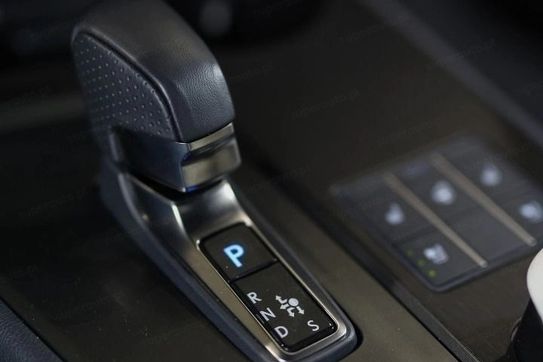 Lexus UX 300h F Sport