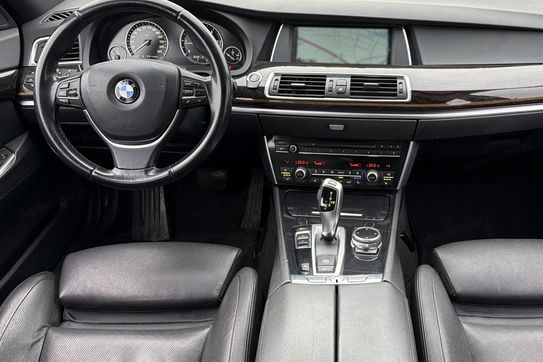 BMW Seria 5 Gran Turismo 520d Luxury Line