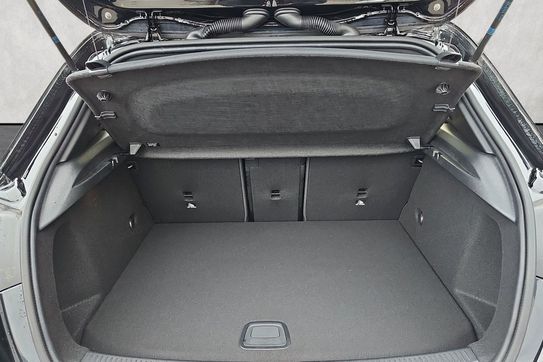 Mercedes Klasa A 250 e PHEV AMG Line 8G-DCT