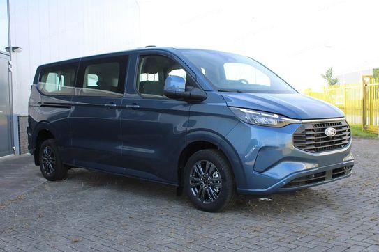 Ford Transit Custom Kombi M1 320 L2H1 Limited A8