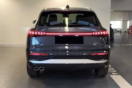 Audi Q5 TDI quattro S line