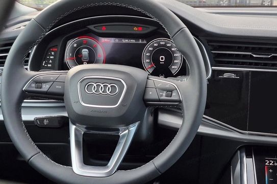 Audi Q8 TFSI e quattro