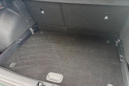 Kia Ceed 1.5 t-Gdi Tribute Dct