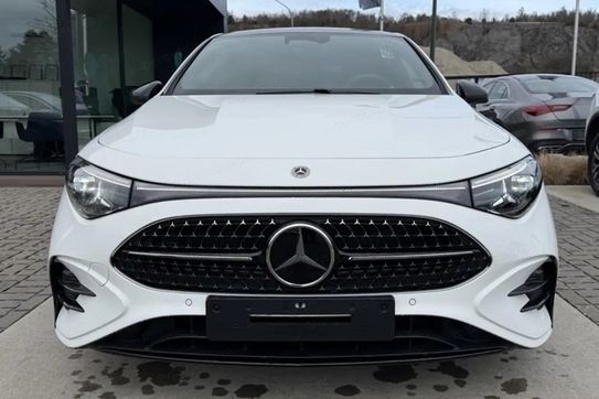 Mercedes CLA 200 AMG Line