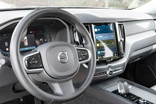 Volvo XC60 B4 D AWD Plus Bright