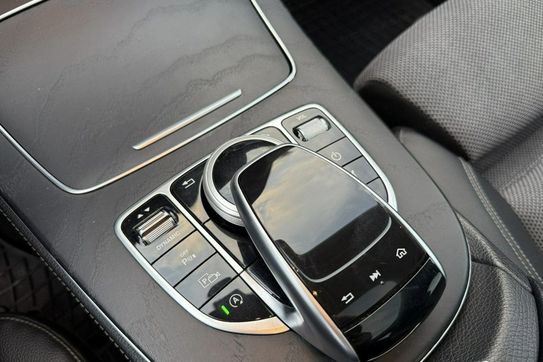 Mercedes Klasa E 400 4-Matic 9G-TRONIC