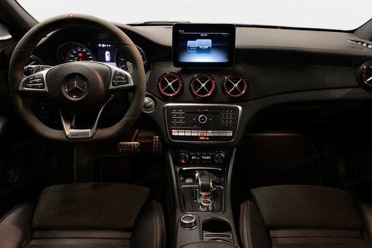 Mercedes CLA AMG CLA 45 4-Matic