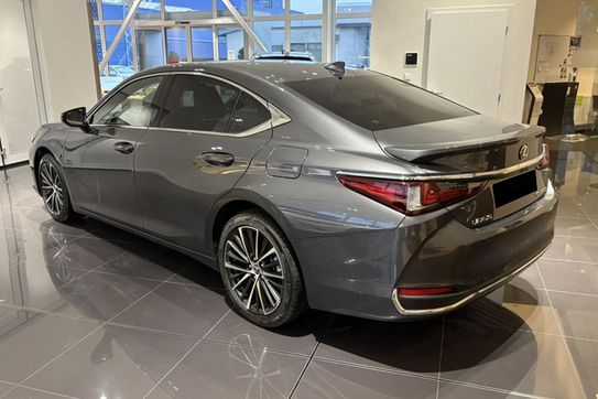 Lexus ES 300h Business Edition 2.5 E-CVT