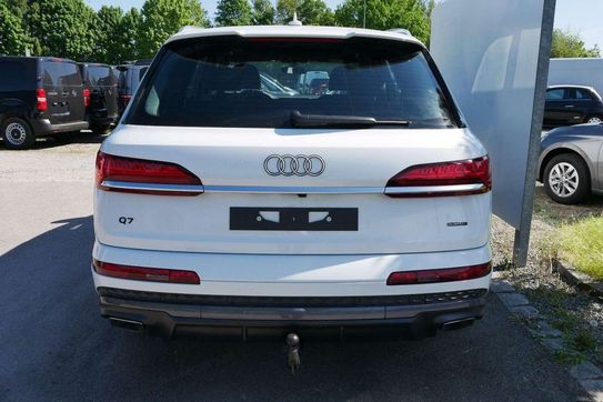 Audi Q7 50 TDI quattro S Line