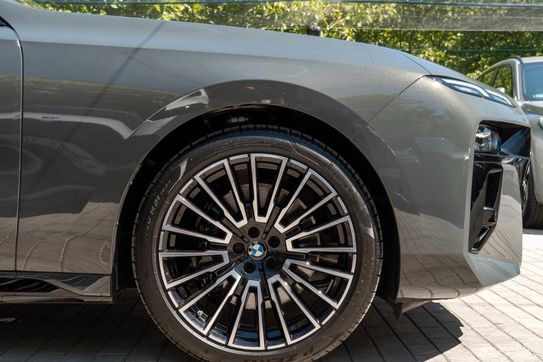 BMW Seria 7 740d xDrive M Sport