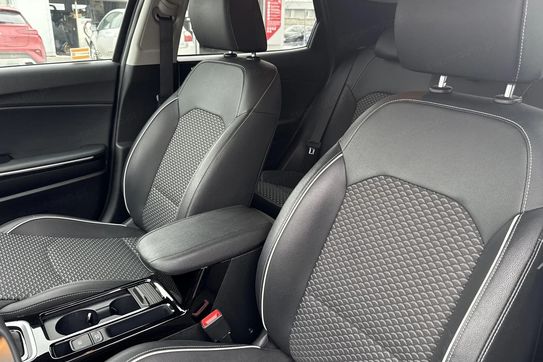 Kia XCeed T-GDI Business Line DCT