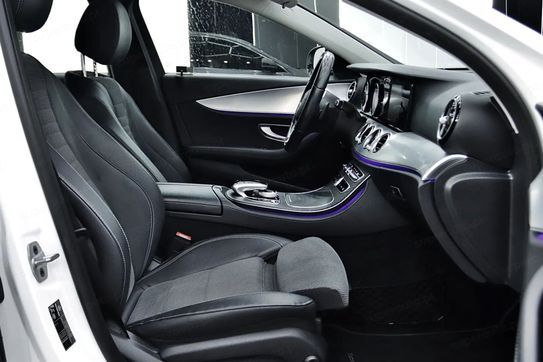 Mercedes Klasa E 200 d 9G-TRONIC