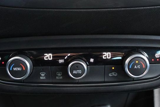 Opel Crossland X Elegance