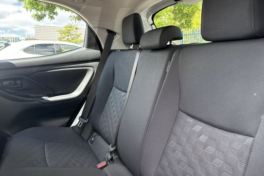 Toyota Yaris Comfort  1.5 Hybrid