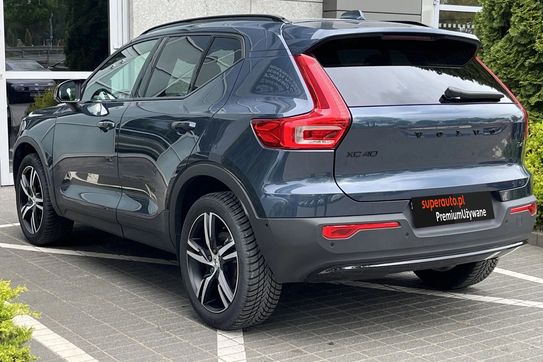 Volvo XC40 B4 Plus Black Edition