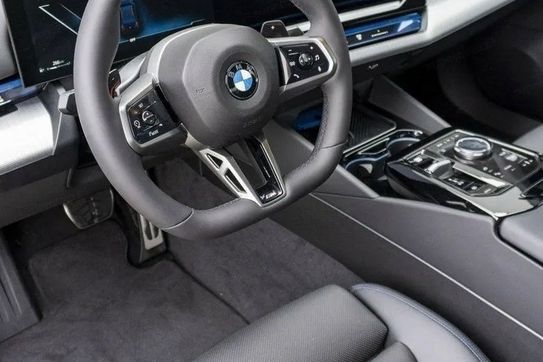 BMW Seria 5 520d M Sport