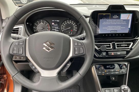 Suzuki S-Cross 1.4 SHVS Elegance SP 4WD