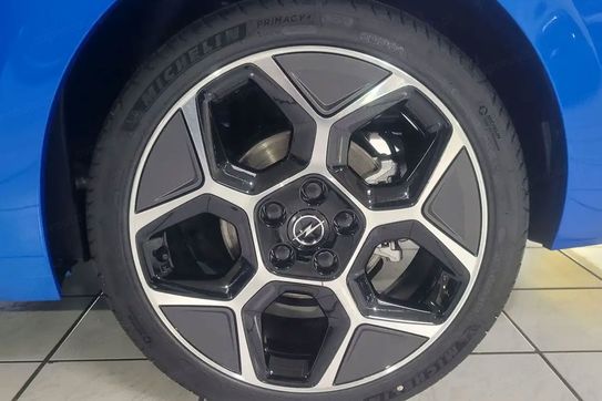 Opel Astra GS 1.2 Turbo