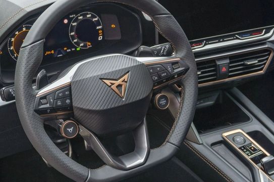 Cupra Leon Sportstourer 1.5 eTSI mHEV DSG