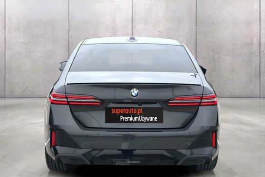BMW Seria 5 520i mHEV M Sport aut
