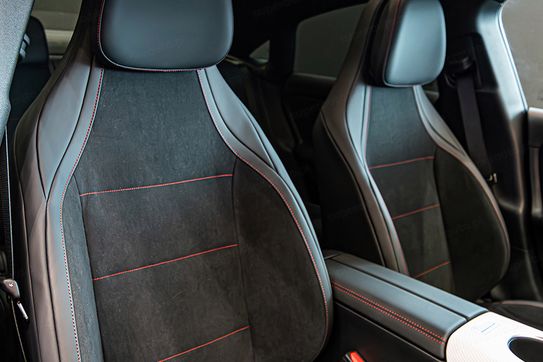 Mercedes CLA 220 4-Matic AMG Line