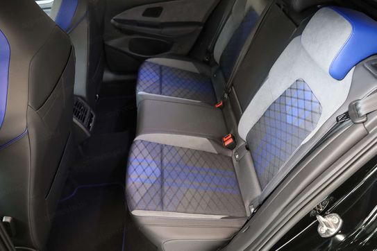 Volkswagen Golf R 2.0 TSI 4Motion