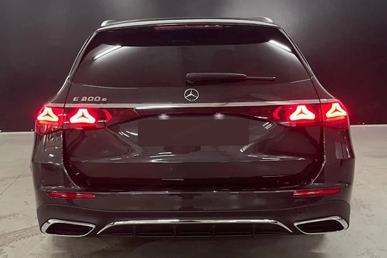 Mercedes Klasa E 300 e AMG Estate
