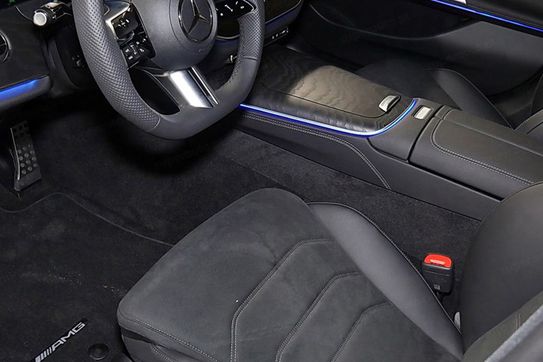 Mercedes Klasa E 220 d 4-Matic AMG