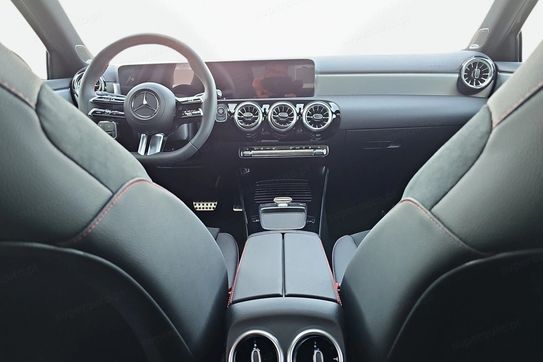 Mercedes Klasa A 250 e PHEV AMG Line 8G-DCT