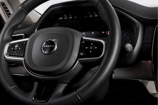Volvo XC90 B5 AWD Ultra Bright 7os